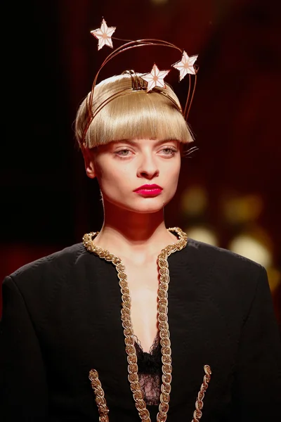 Look 18